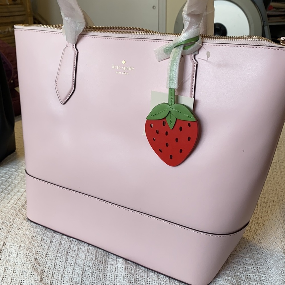 braelynn Chalk Pink Kate Spade Tote Bag! 🍓